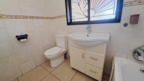 4 Bedroom House in Eldorado Park