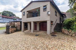 8 Bedroom House