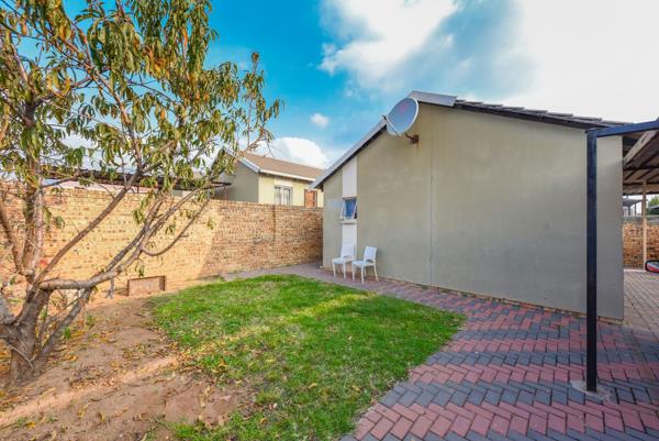 2 Bedroom House