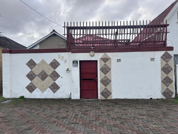 9 Bedroom House