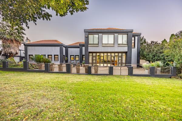 6 Bedroom House