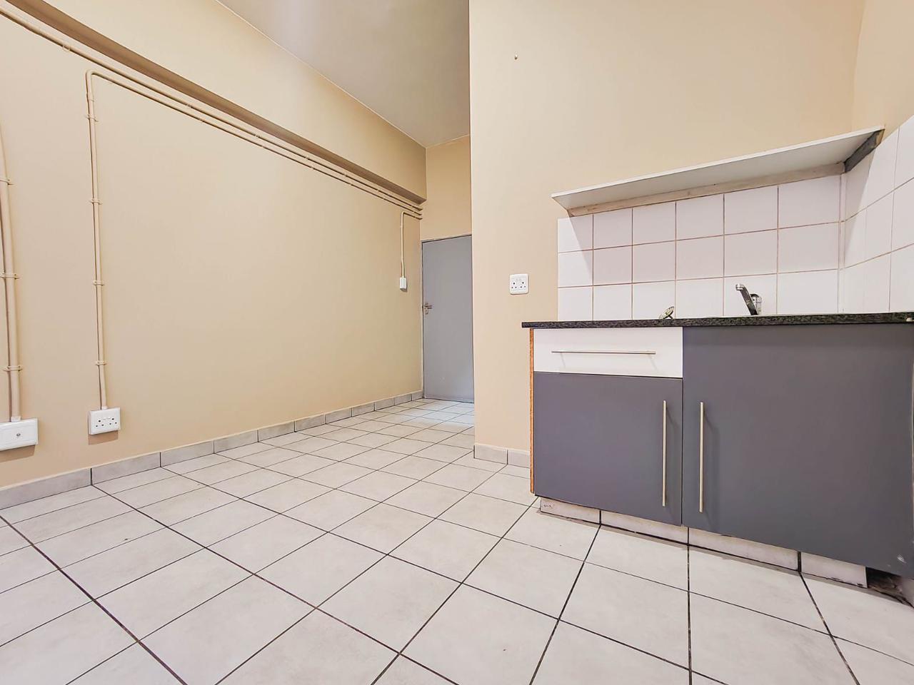 Studio Apartment in Marshalltown