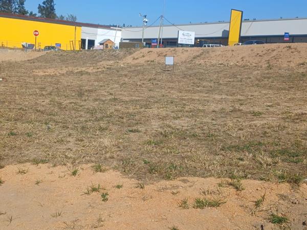 350 m² Land