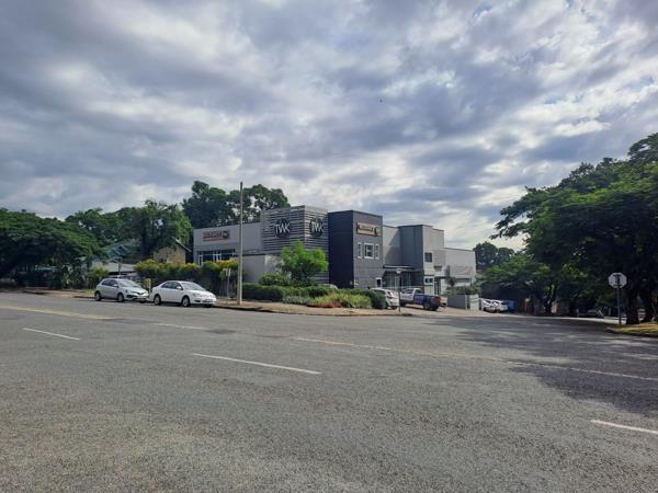 1 000 m² Commercial space