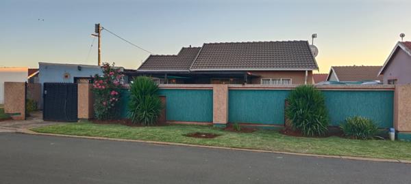 3 Bedroom House