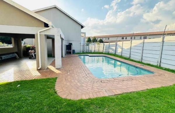 1 Bedroom Townhouse