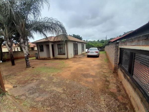 2 Bedroom House