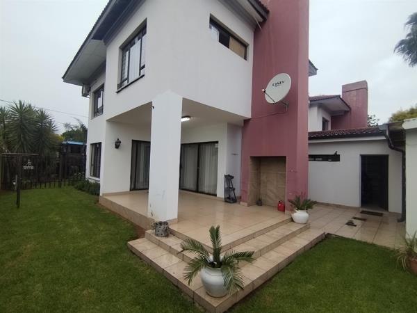 6 Bedroom House
