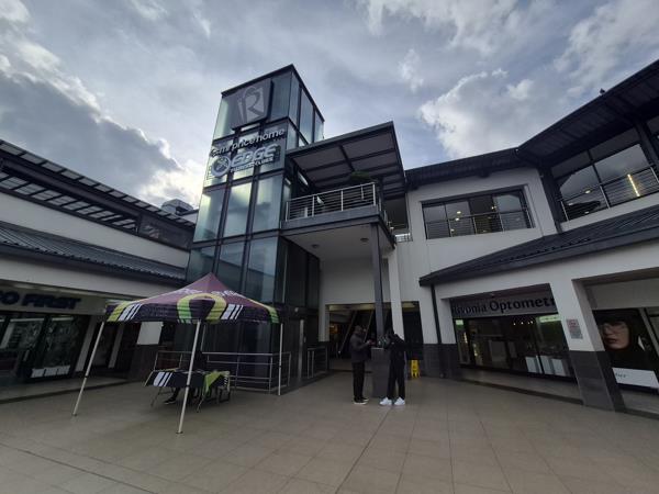 1 296 m² Retail Space