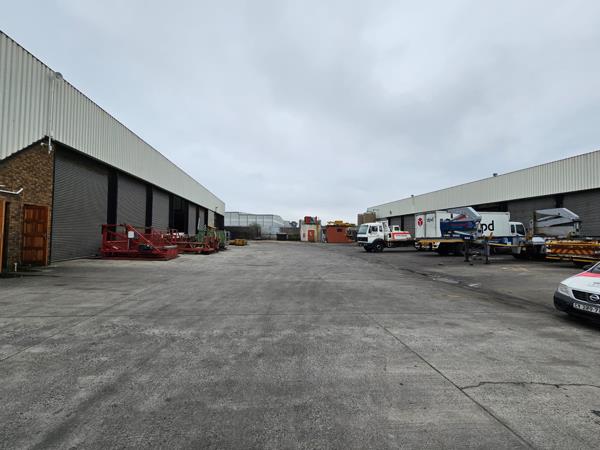 1 928 m² Industrial space