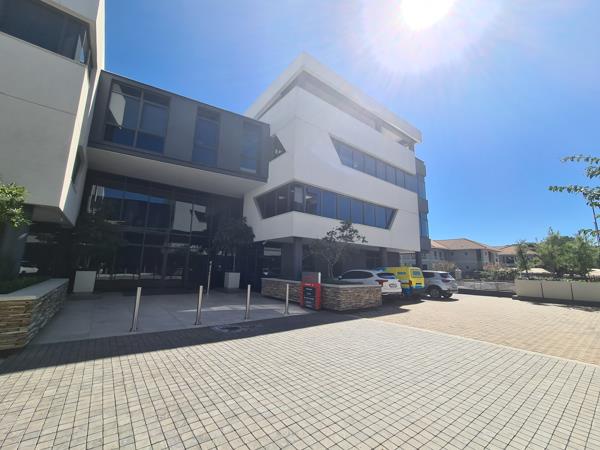 300 m² Commercial space