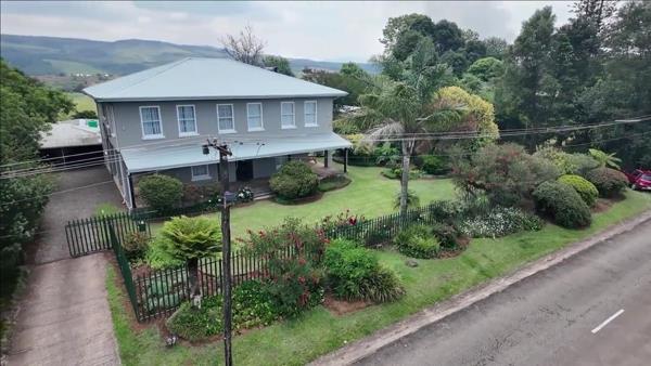 6 Bedroom House