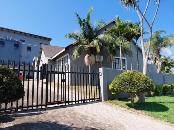 6 Bedroom House