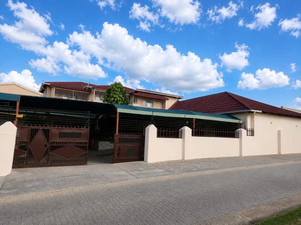 17 Bedroom House