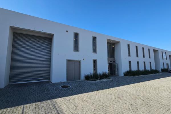 570 m² Industrial space