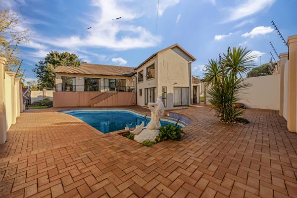 5 Bedroom House