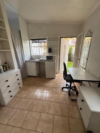 1 Bedroom Garden Cottage
