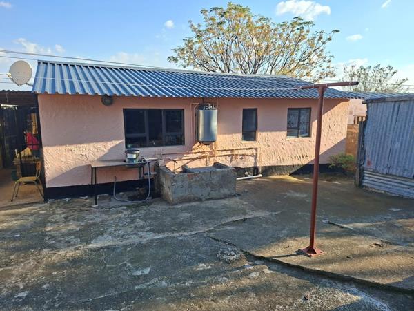 2 Bedroom House