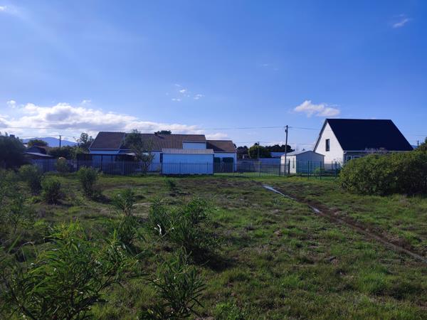 927 m² Land