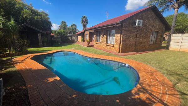 6 Bedroom House