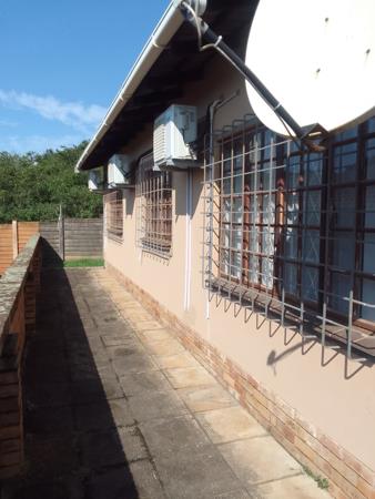 2 Bedroom Simplex