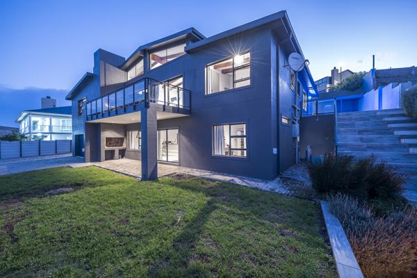 5 Bedroom House