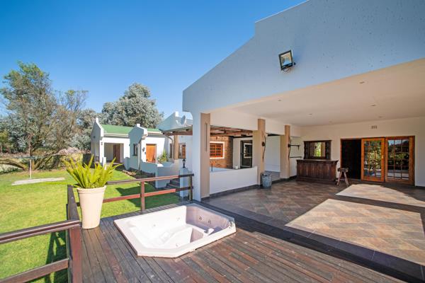 2 044 m² Farm