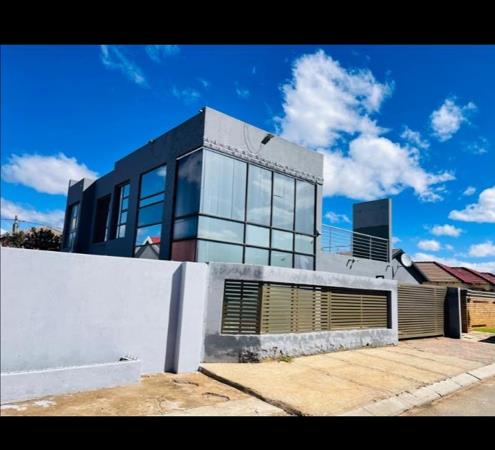 4 Bedroom House