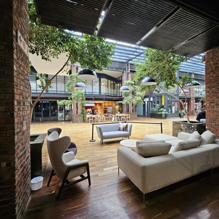 146 m² Commercial space