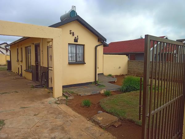 2 Bedroom House