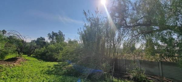 869 m² Land