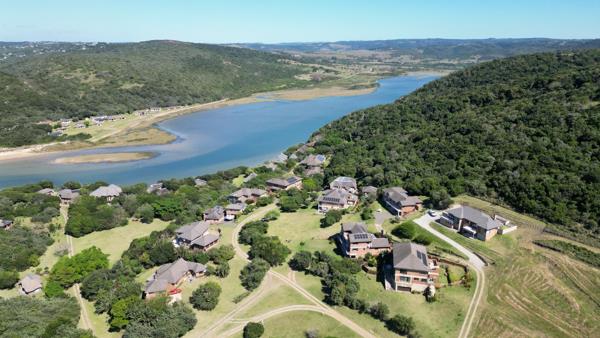 1 719 m² Land