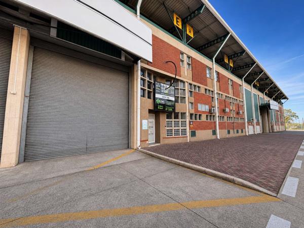 1 370 m² Industrial space