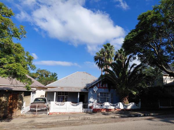 2 Bedroom House