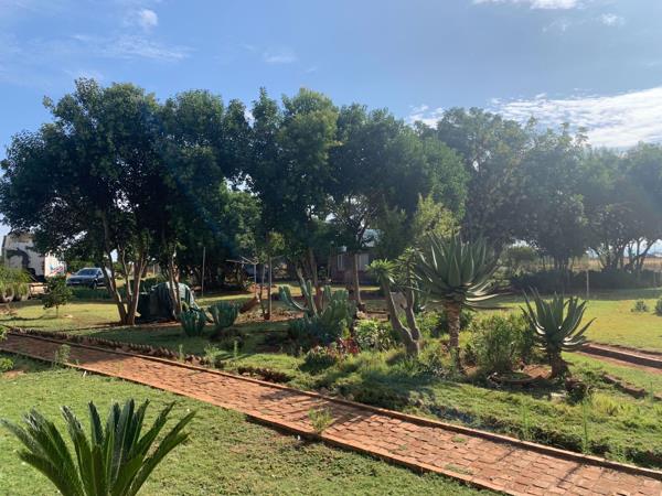 8.6 ha Smallholding
