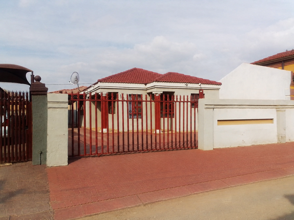 2 Bedroom House