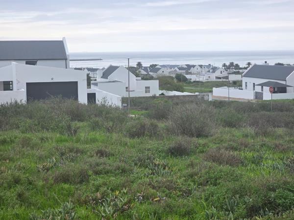 699 m² Land