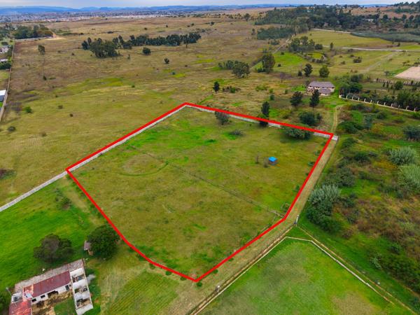 1 ha Land