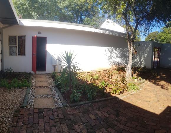 1 Bedroom House