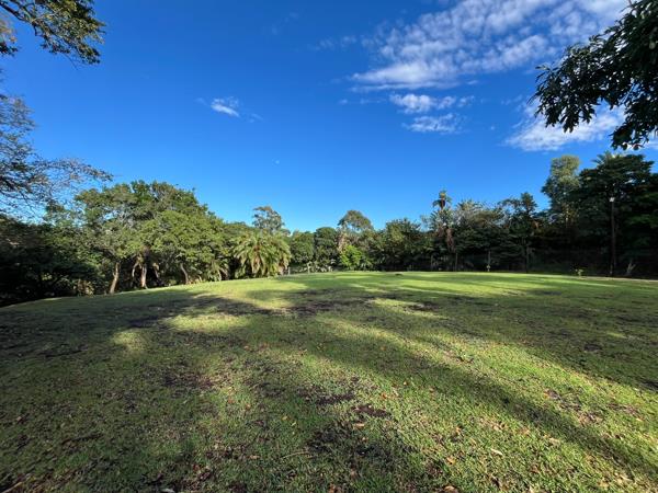 2 465 m² Land