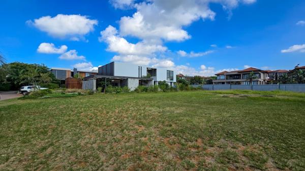 1 200 m² Land