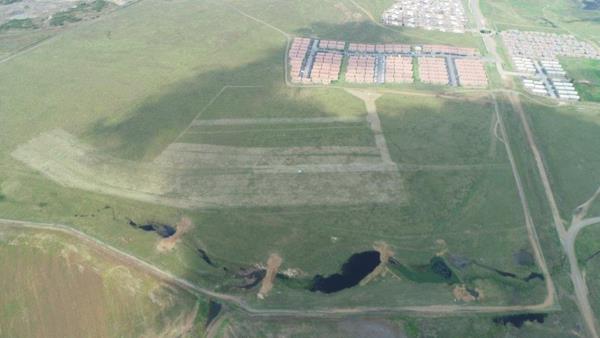 700 m² Land