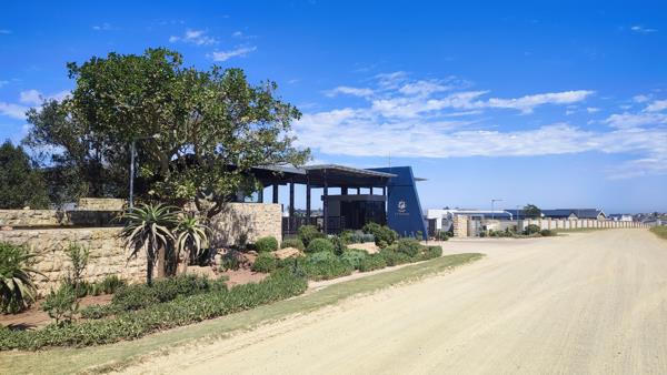 601 m² Land