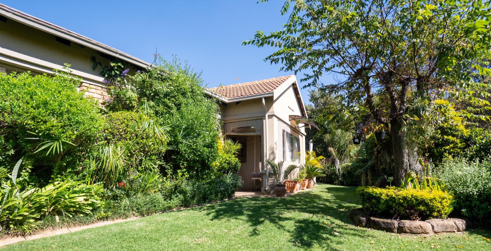 3 Bedroom Townhouse in Equestria