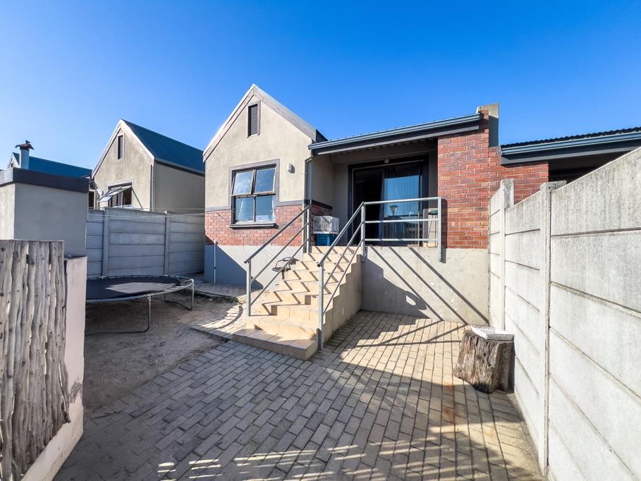 3 Bedroom Townhouse