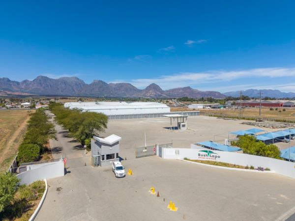 632 m² Office Space