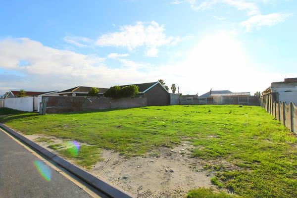 623 m² Land