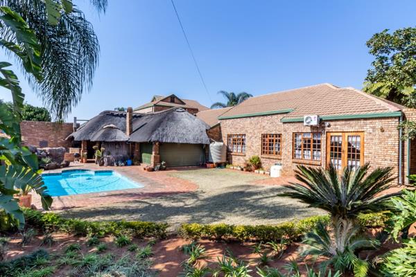 6 Bedroom House