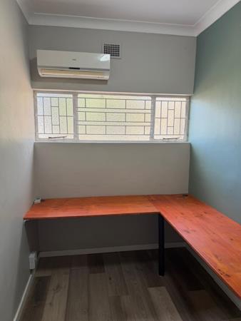 10 m² Office Space