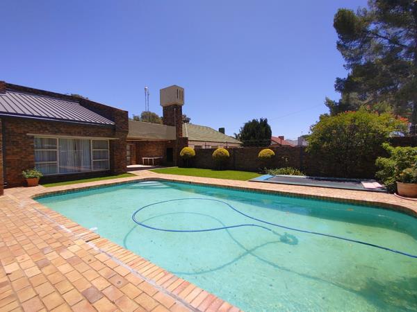 5 Bedroom House